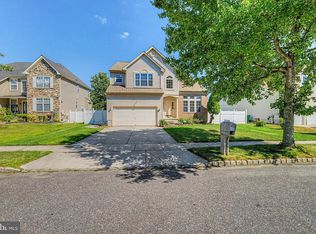 214 E Kennedy Dr, Egg Harbor Township, NJ 08234
