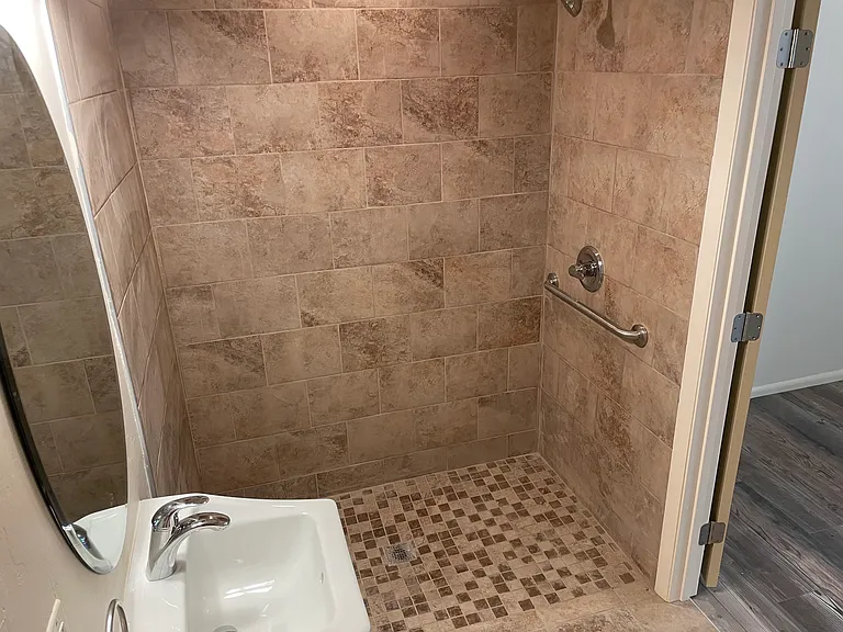 2545 E Spring St #3 — Photo 7
