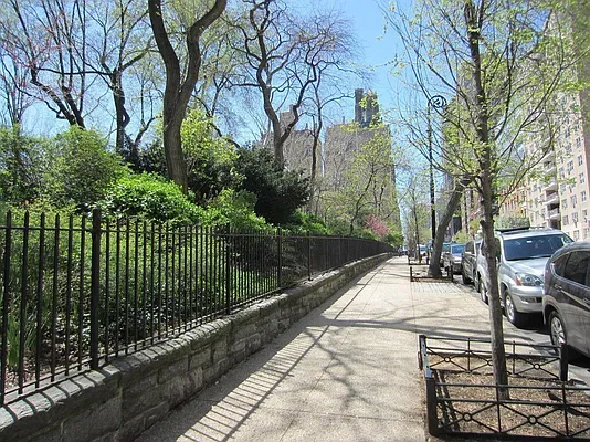 Rented by Rachel Realty | media 15