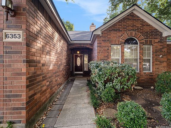 2nd image of 6353 Parkland Oaks Dr