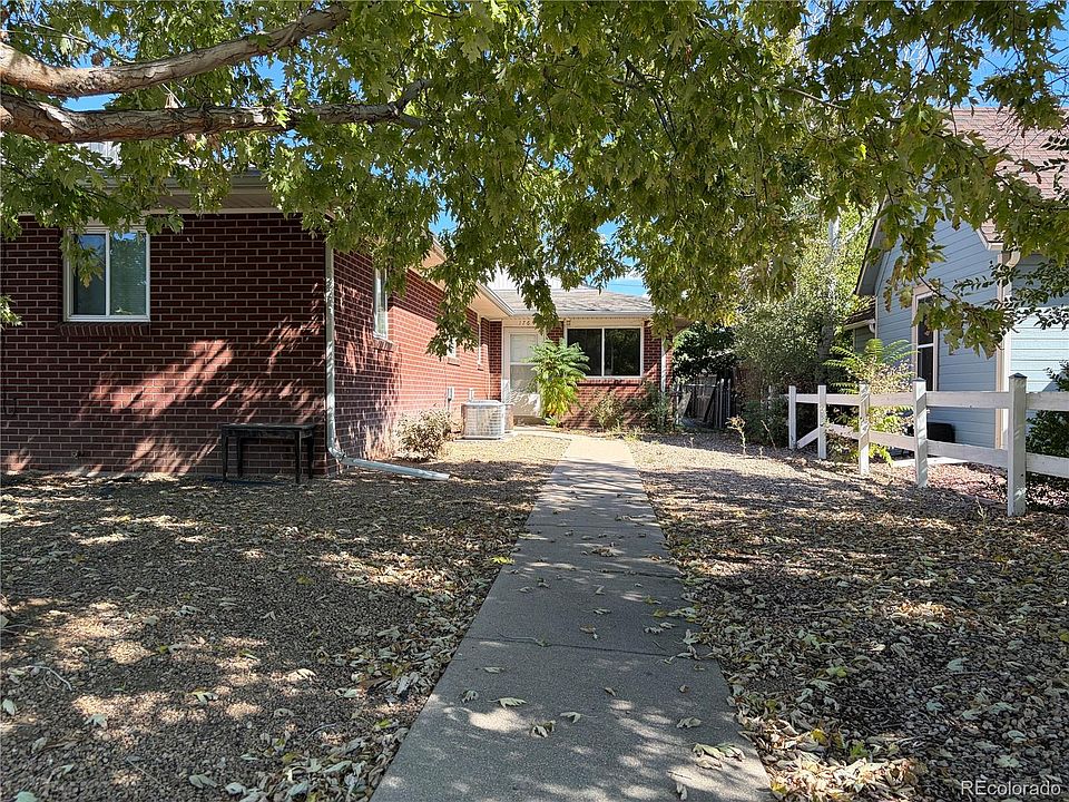 2nd image of 176 N 6th Avenue