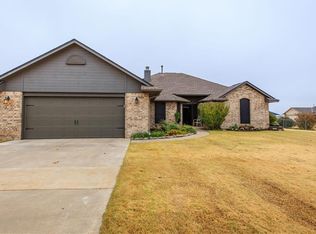 2488 Wagon Train Cir, Piedmont, OK 73078