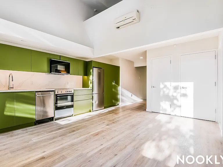 619 Throop Ave #2F — Photo 8