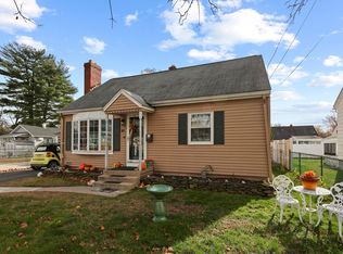 83 Oklahoma St, Springfield, MA 01104