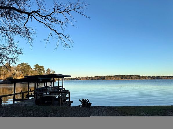308 N Point Dr