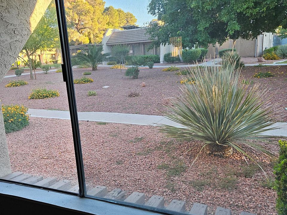 1st image of 3325 Loma Linda Ln