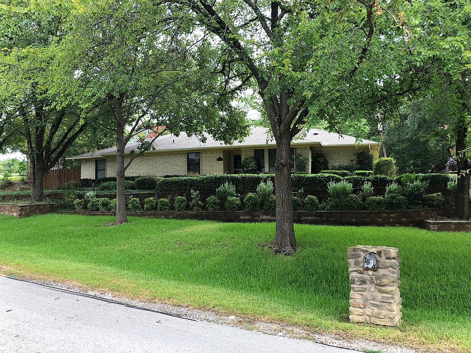 1st image of 1834 Wildwood Dr
