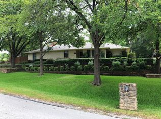 1834 Wildwood Dr, Grand Prairie, TX 75050