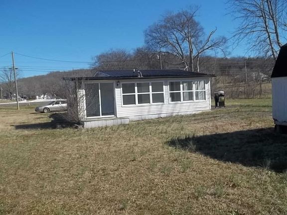 5th image of 2164 Highway 82 S