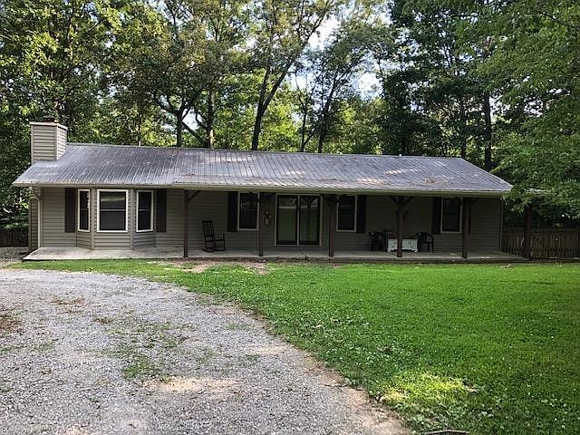 1st image of 210 Owl Hollow Ln