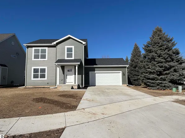 1645 Abbey Ct, Mount Pleasant, MI 48858