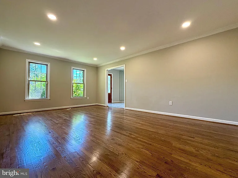 9106 Jones Mill Rd — Photo 3