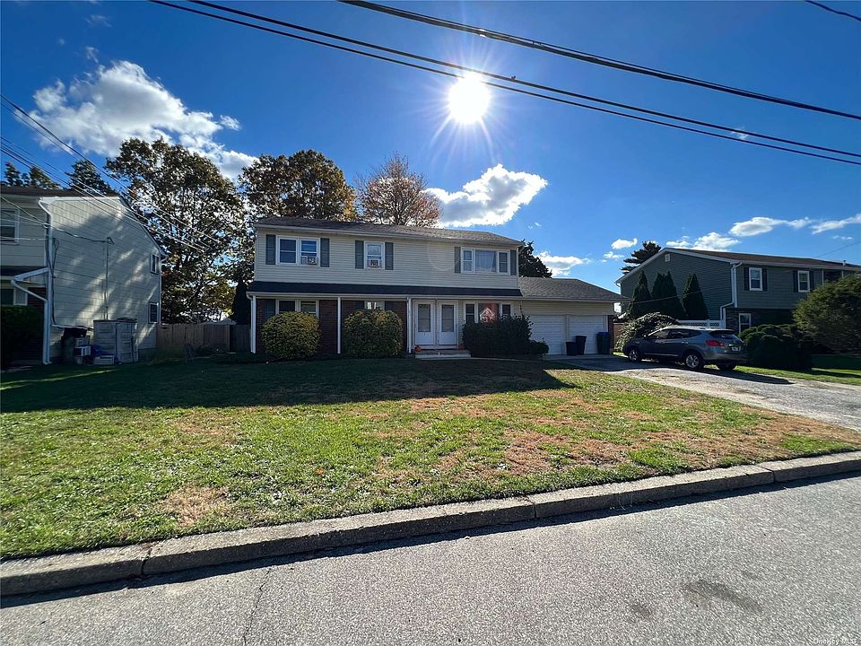 52 Liberty Avenue, North Babylon, NY 11703 MLS 3514400 Zillow