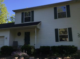 1454 S Alstott Dr, Howell, MI 48843