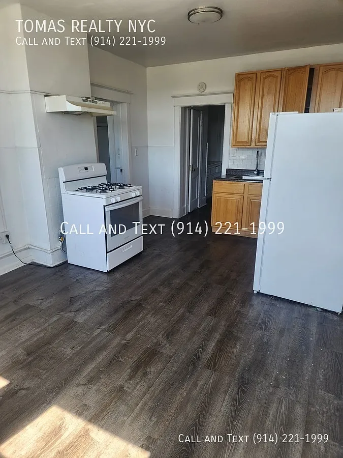 4 bed, $3,500 — Photo 2