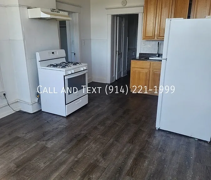 152 Ridge Ave — Photo 2
