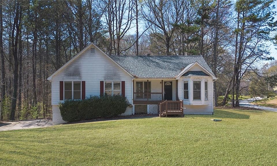 1st image of 229 Oak Landing Dr