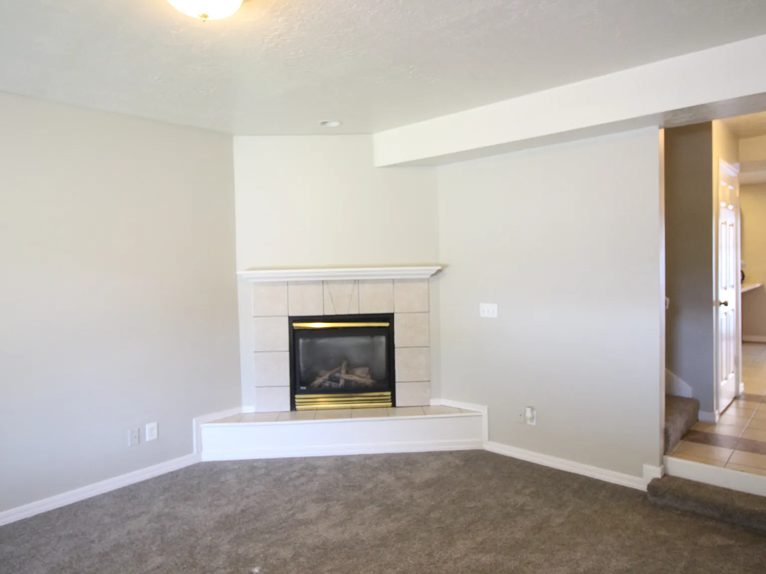 Outstanding unit in Ogden at 3063 Lincoln Ave — Photo 3