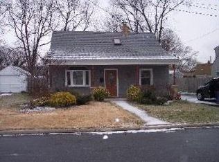 5 Hillcrest Ave, Edison, NJ 08817