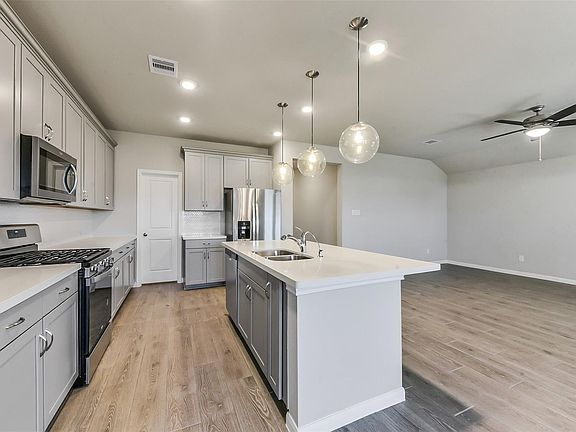 7th image of this home