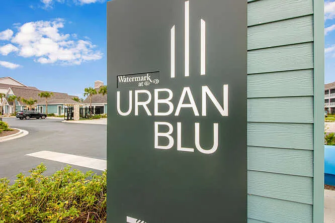 Watermark at Urban Blu — Photo 45