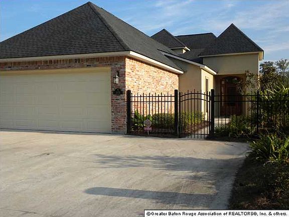 2nd image of 21155 Waterfront East Dr