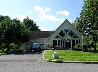 48 Farries Ave, Florida, NY 10921