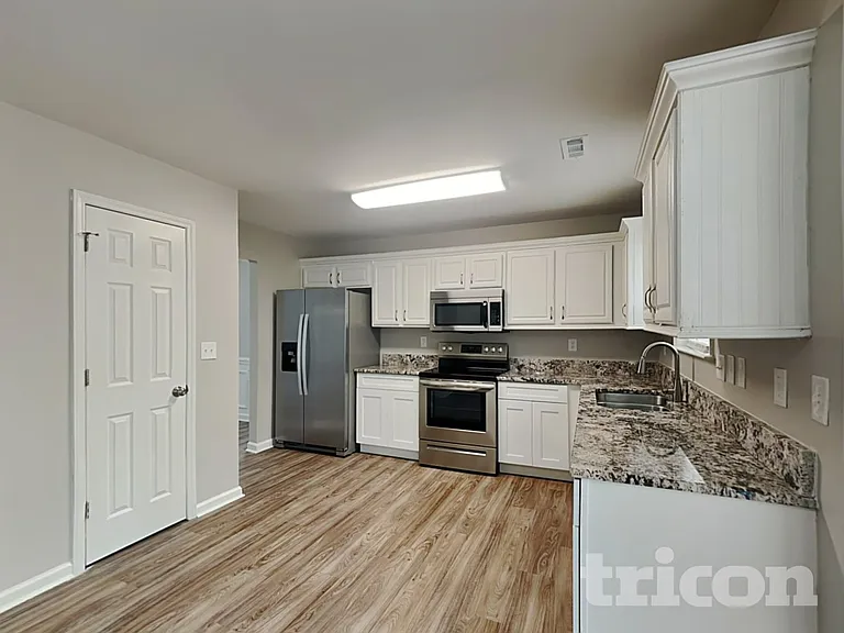 432 Rolling Stream Dr — Photo 6