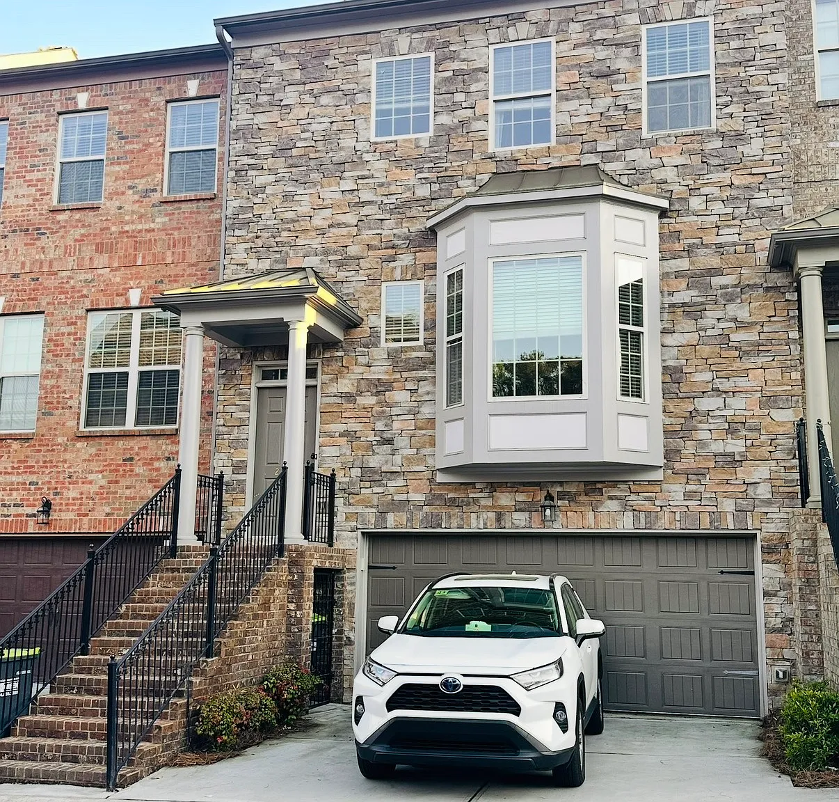 2706 Birch Grove Ln SE — Photo 1