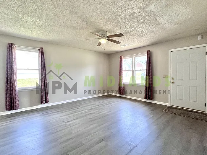 728 Bitternut Dr — Photo 16