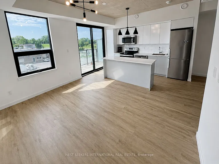 7 Erie Ave #307 — Photo 5