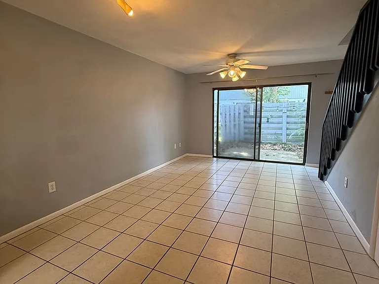 3600 SW 19th Ave #51 — Photo 6