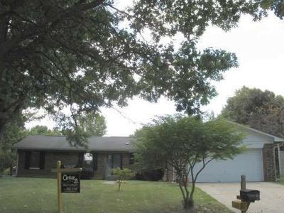 1613 Fern Ct, Indianapolis, IN, 46260