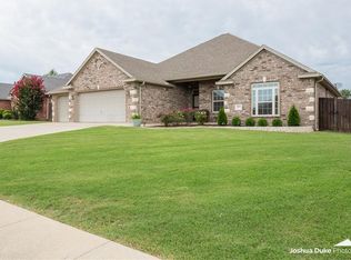 2084 Willow Ridge Ave, Springdale, AR 72764