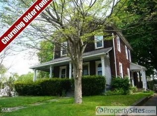 5 Whaley St, Danbury, CT 06810