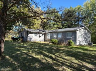 2477 Trellis Pl, Rock Creek, OH 44084