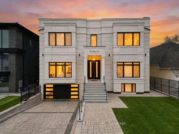 116 Oak Ave, Richmond Hill, ON L4C 6R7