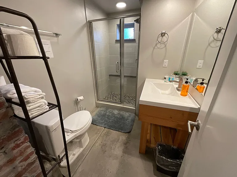 372 Wheeler Ave — Photo 6