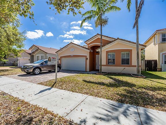 2nd image of 10770 SW 245th St