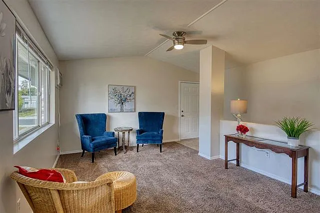 1716 E Sanson Ave #1716 — Photo 9
