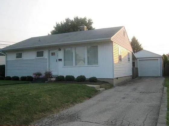 701 Mountjoy St photo 1