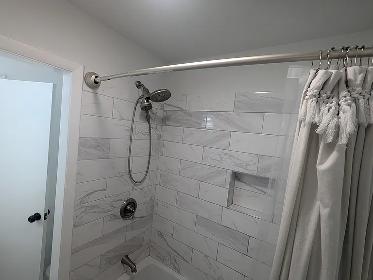 2180 Stockbridge Dr #A — Photo 10