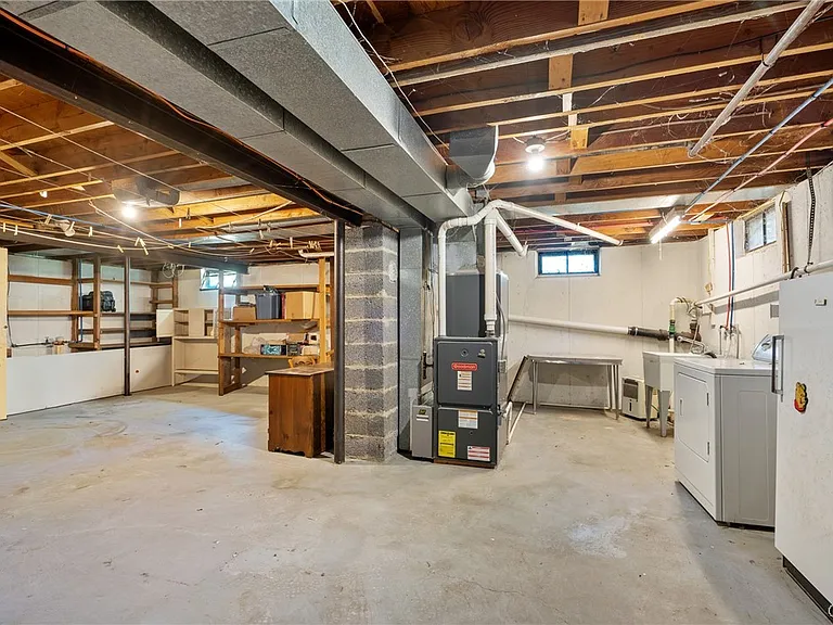 107 Overlook Dr — Photo 31