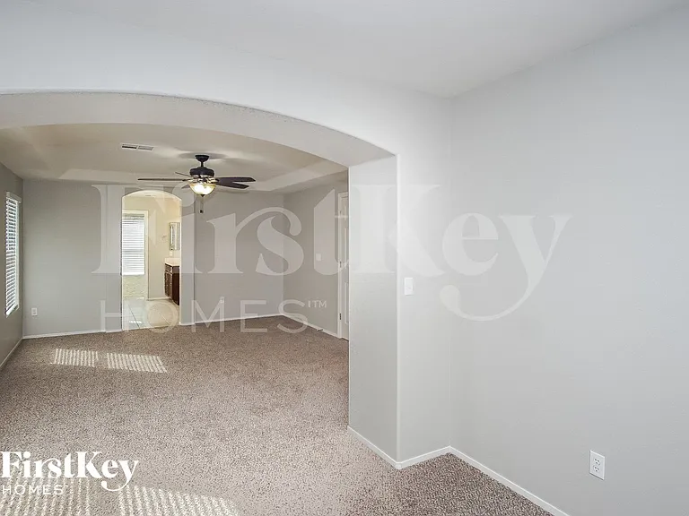 168 Rolling Cove Ave — Photo 8