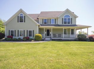 174 Touisset Rd, Warren, RI 02885