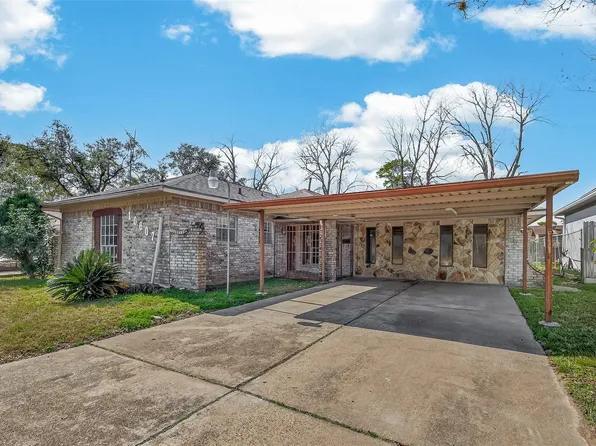 10607 Bainbridge St, Houston, TX 77016