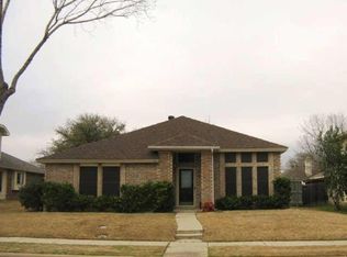 989 Acorn Dr, Lewisville, TX 75067