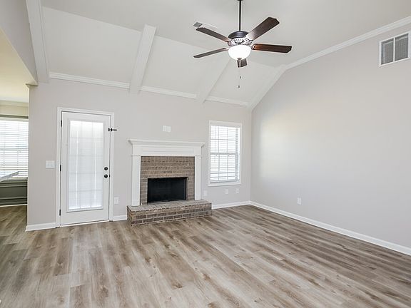 5th image of 844 Pinnacle Dr