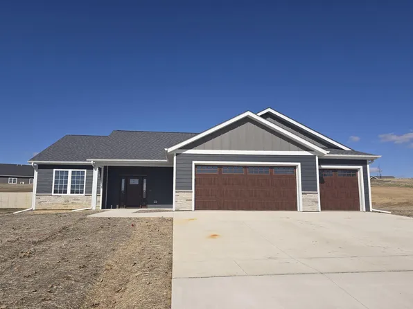 2372 Shagbark Lane Rd, Decorah, IA 52101