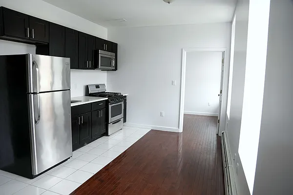 Rented by Uptown Flats LLC | media 1